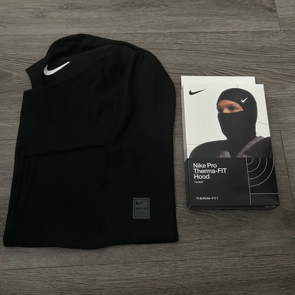 Nike Black Therma-FIT Hood